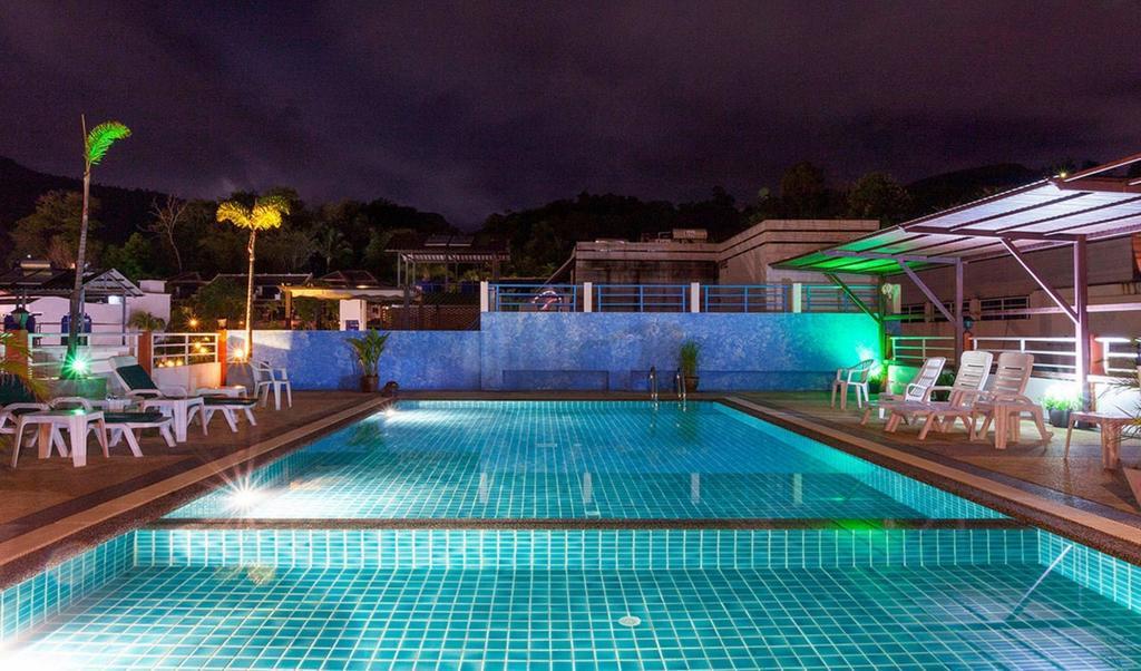 Larn Park Resortel Patong Exterior photo