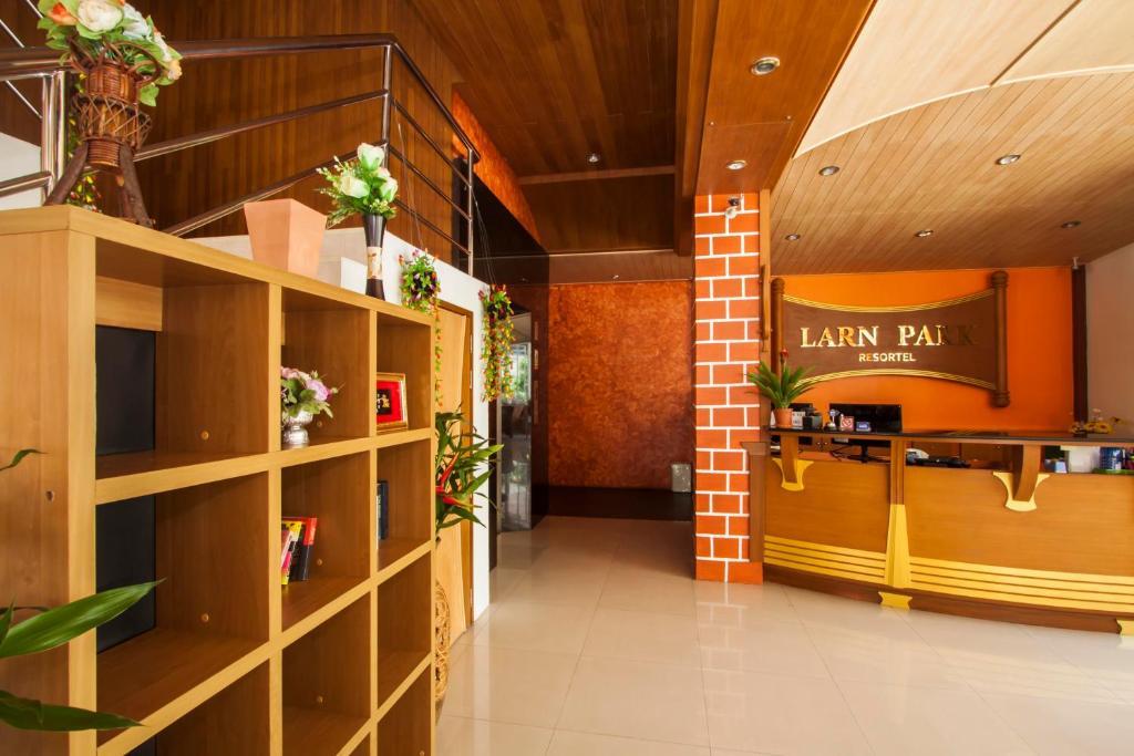 Larn Park Resortel Patong Exterior photo